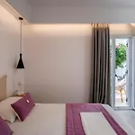 Corina Studios-apartments Naousa