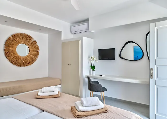 Corina Studios-apartments * Naousa