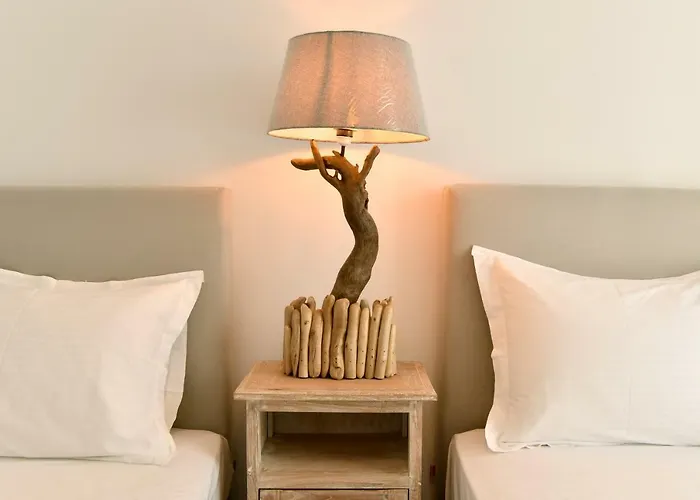 Corina Studios-apartments Naousa