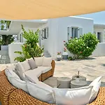 Corina Studios-apartments * Naousa (Paros)