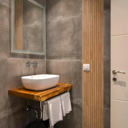 Corina Studios-apartments Naousa (Paros)