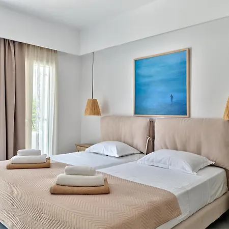 Corina Studios-apartments Apartman Náusza