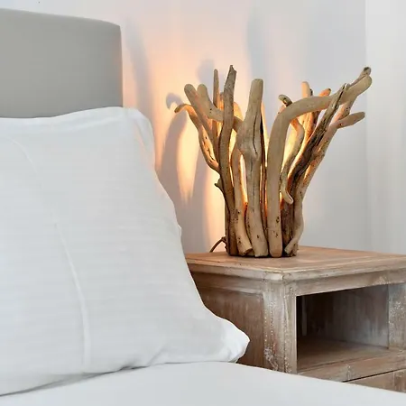 Corina Studios-apartments * Naousa (Paros)